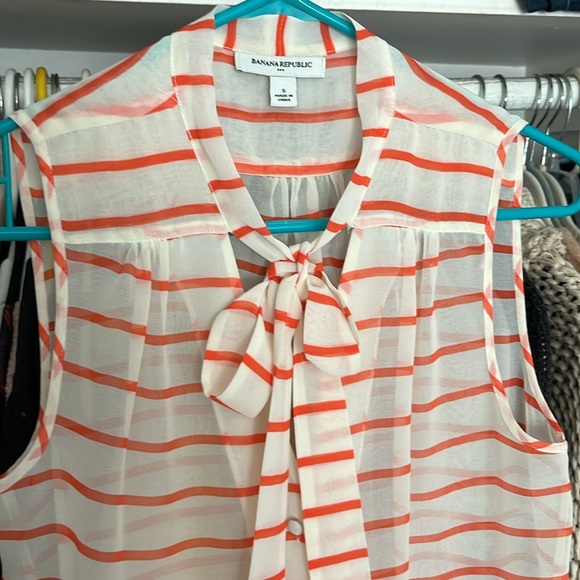 Banana Republic Blouse - Picture 5 of 5